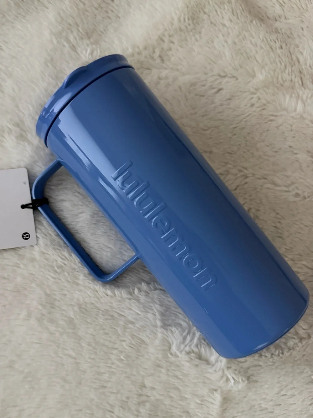 NWT lululemon Insulated Mug 20 oz Shine Hot Cold Flip Top leakproof Prep Blue
